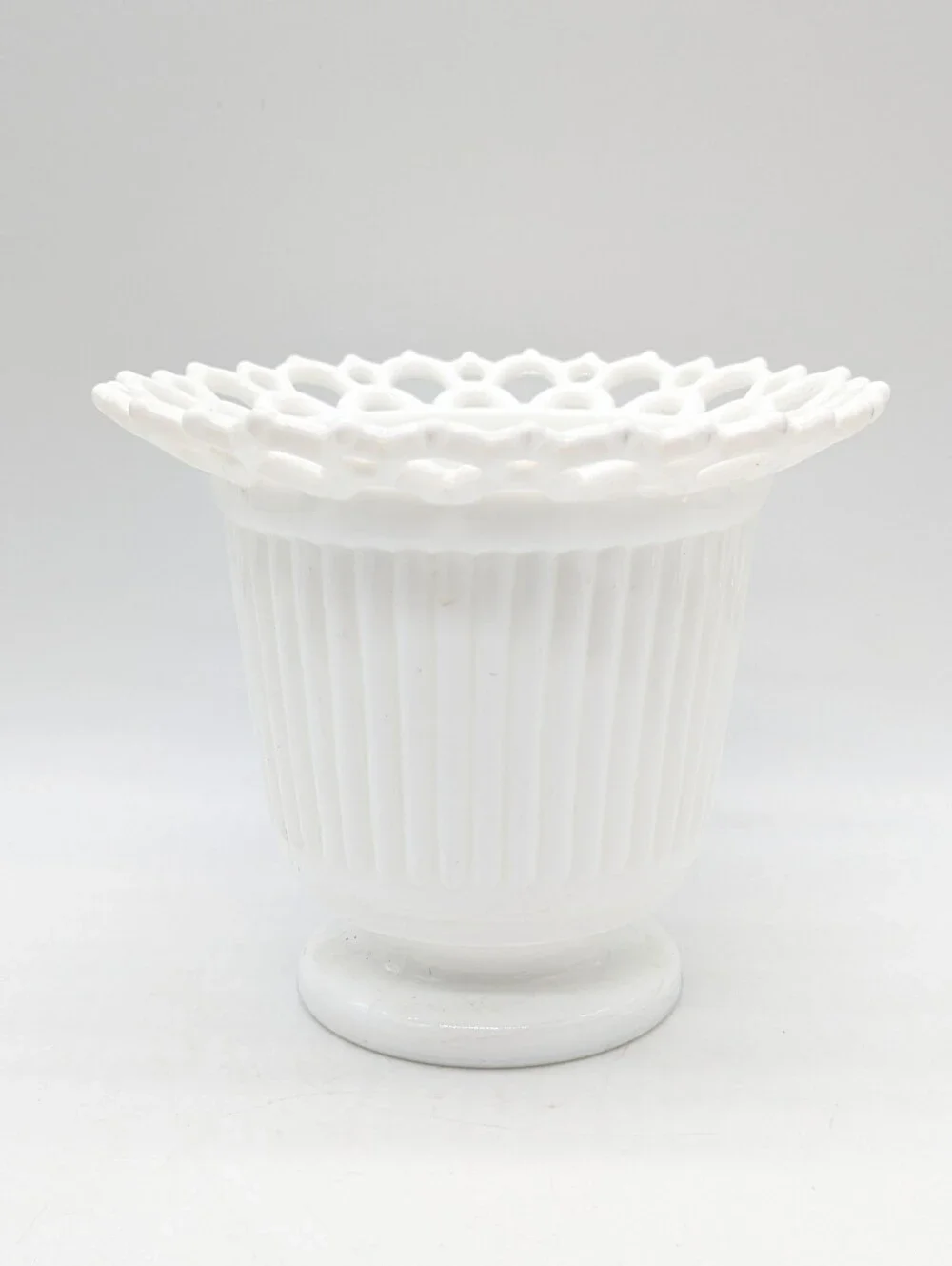 Vintage White Milk Glass Footed Lace Edge Vase Container - Picture 2 of 8